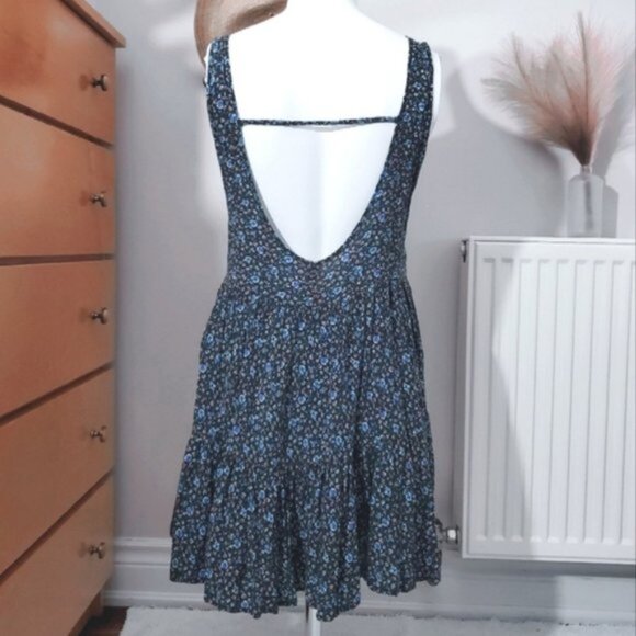 Forever 21 Low Back Ditsy Pleated dress-  Small - Picture 1 of 8